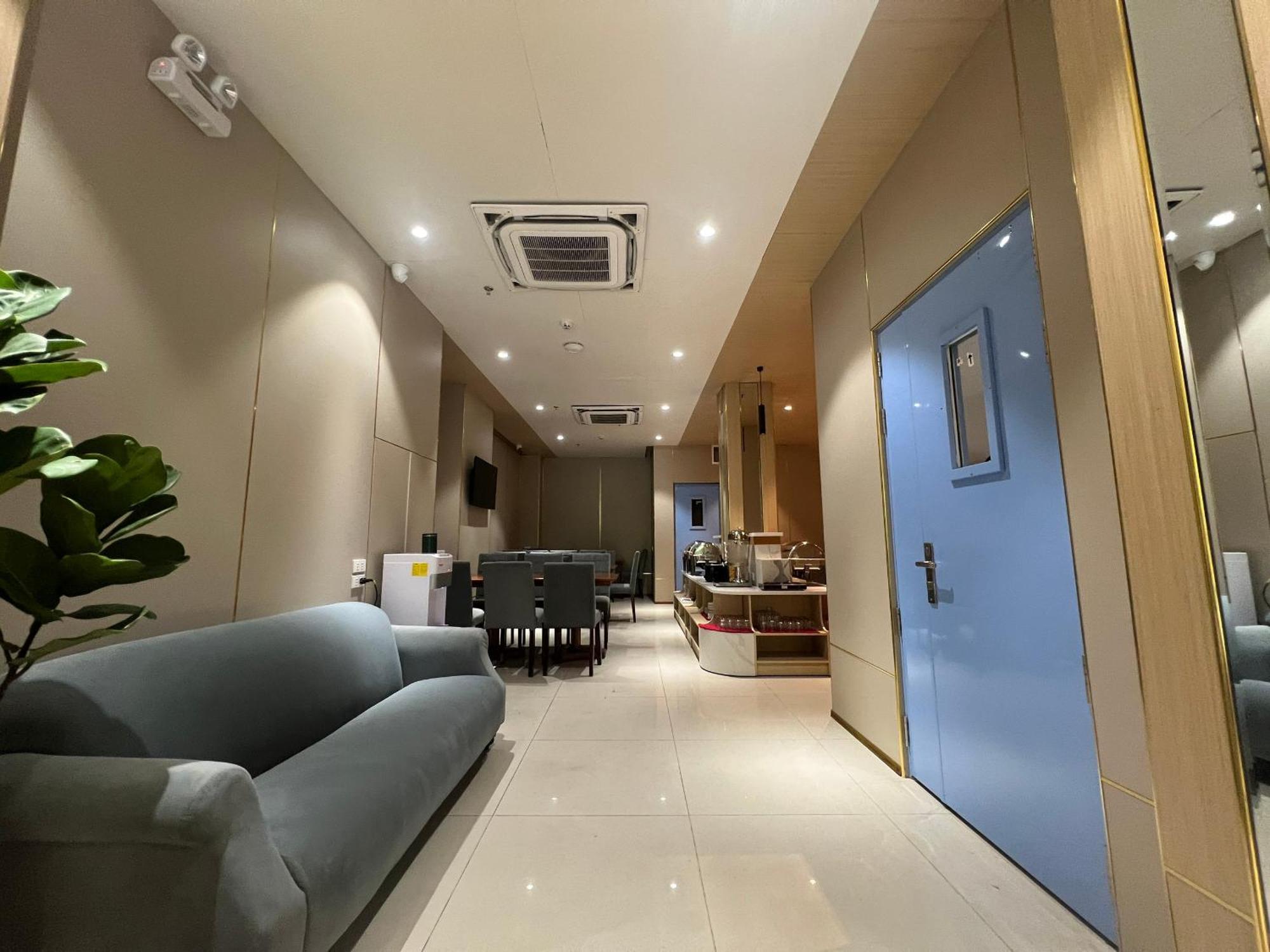 A25 Hotel - 277 Le Thanh Ton Ho Chi Minh City Exterior photo